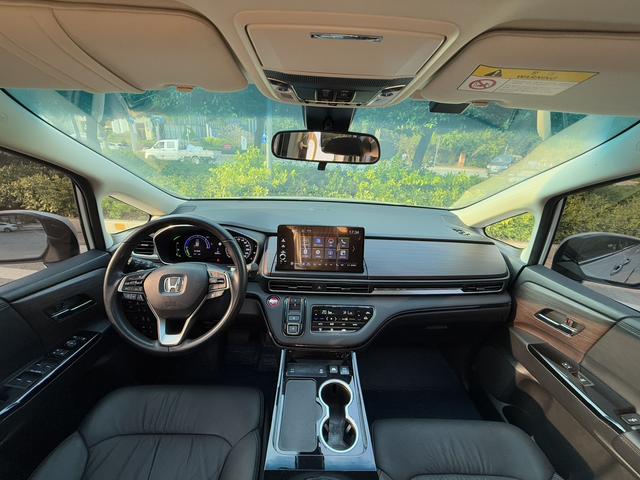 Honda Odyssey 2022 2.0L e:HEV Radiant Enjoy – фото 16