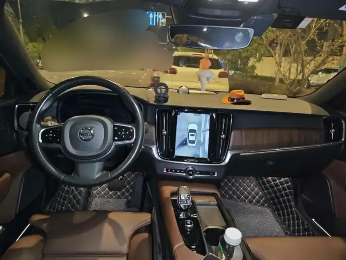 Volvo S90 2022 Model B5 Smart Range Deluxe Edition – фото 5