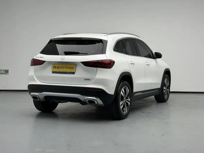 Mercedes-Benz GLA 2024 Model GLA 200 – фото 7
