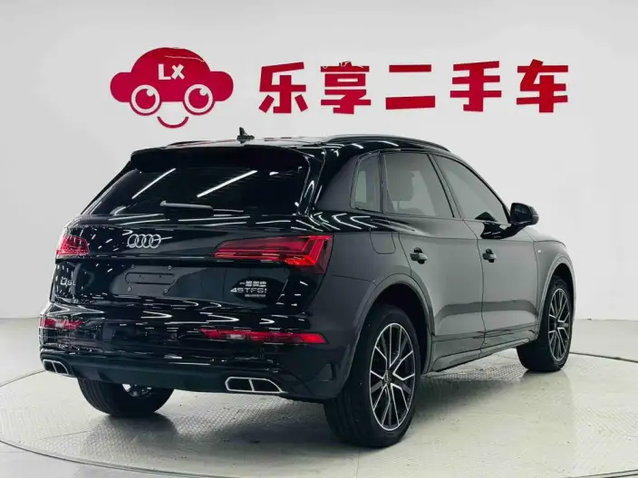 Audi Q5L 2024 Model 45TFSI Luxury Dynamic Model – фото 7
