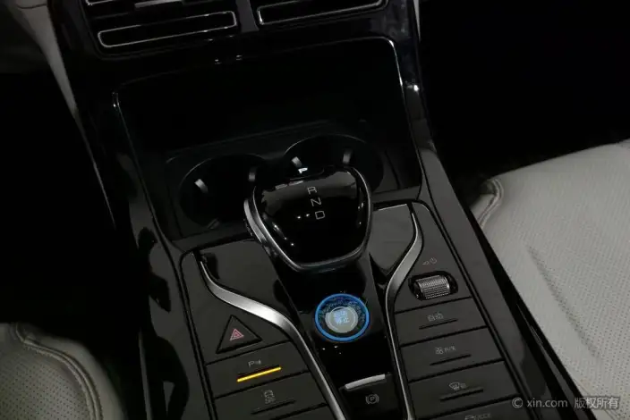 BYD Qin PLUS DM 2024 Model Honor Edition DM-i 55KM Leading Model – фото 9