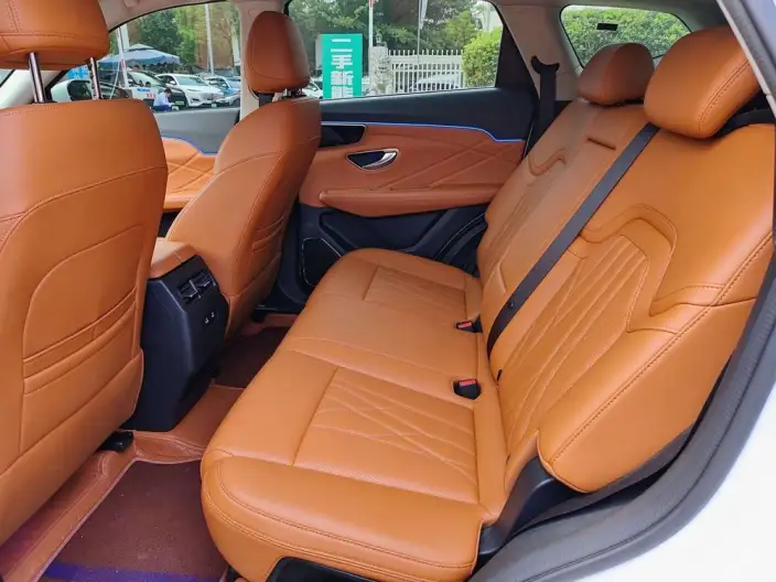 **Jetour Mountain Sea L7** 2025 Model 1.5TD DHT Comfort Edition – фото 10