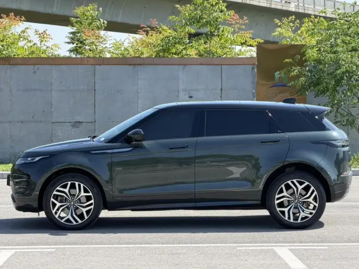 Range Rover Evoque 2022 Model Aurora L 249PS R-Dynamic Deluxe Edition