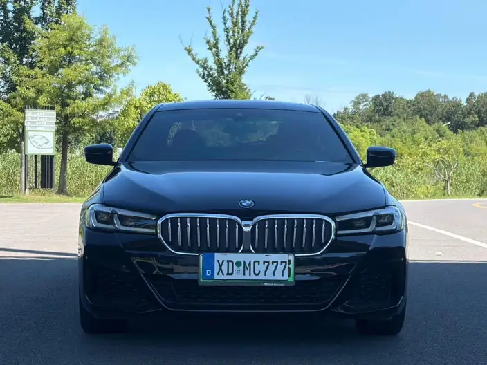 BMW 5 Series PHEV 2022 Model Facelift II 535Le M Sports Set