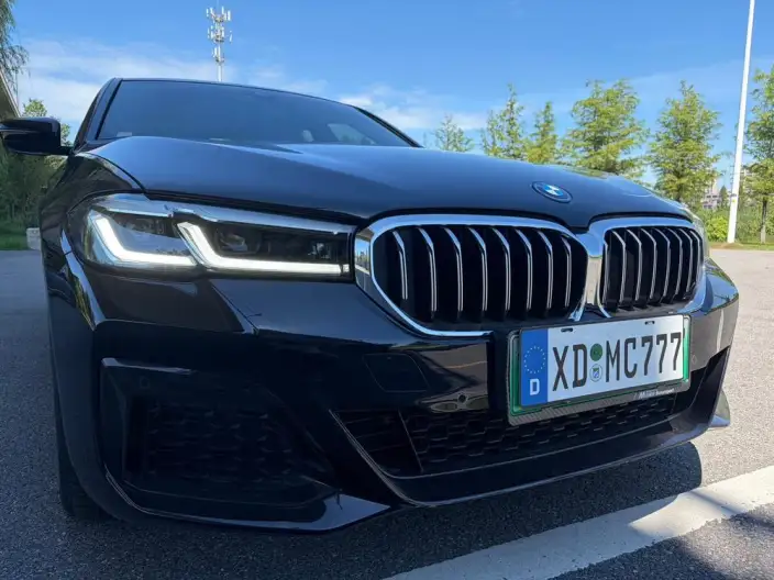 BMW 5 Series PHEV 2022 Model Facelift II 535Le M Sports Set