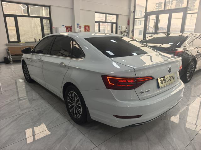 Volkswagen Sagitar 2021 200TSI DSG Comfort Connected – фото 5