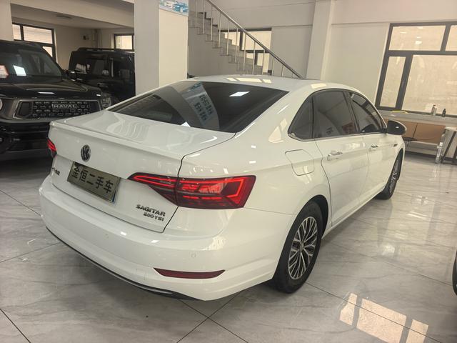 Volkswagen Sagitar 2021 200TSI DSG Comfort Connected – фото 6