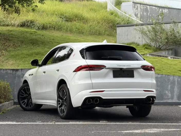 Grecale 2023 Model 2.0T GT – фото 4
