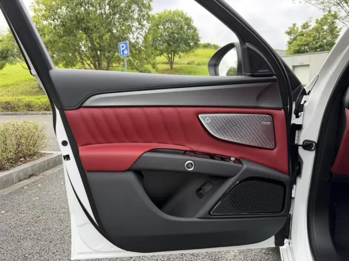 Grecale 2023 Model 2.0T GT – фото 8