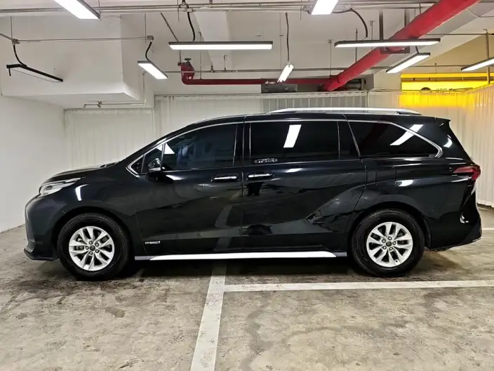 Granvia 2023 Model Intelligent Hybrid 2.5L Comfort Edition