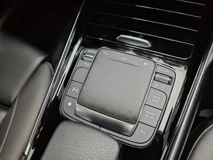 Mercedes-Benz GLA 2023 Model Facelift GLA 200 – фото 10
