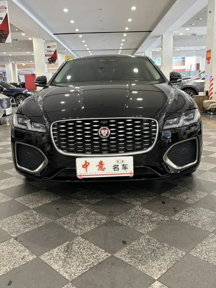 Jaguar XFL 2022 Model 2.0T P250 2WD Exclusive Deluxe Edition