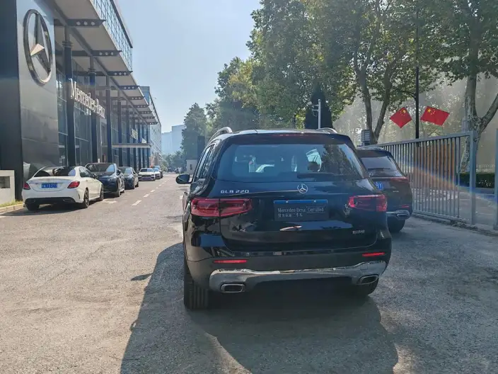 Mercedes-Benz GLB 2025 Model GLB 220 Fashion Model – фото 6