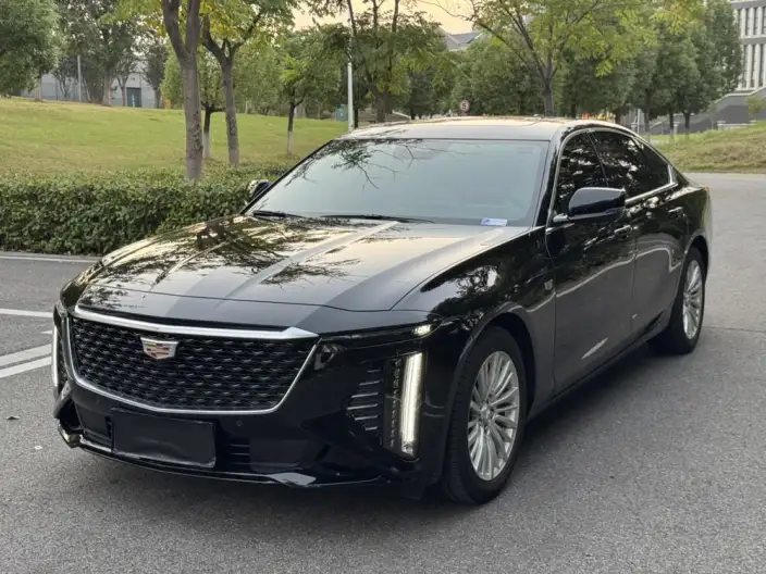 Cadillac CT6 2023 Model 28T Fashion Model