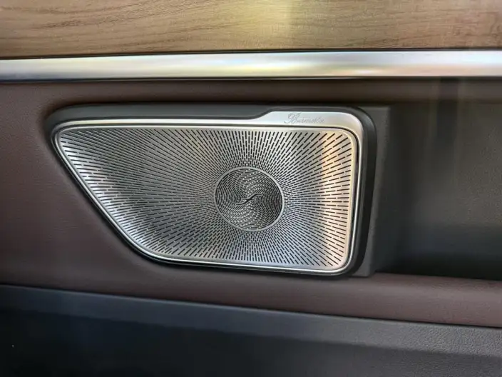 Mercedes-Benz V-Class 2022 Model V 260 L Long wheelbase Premium Edition – фото 8