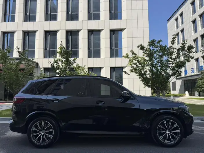 BMW X5 Imported 2022 Model xDrive40i M Sports Set – фото 8