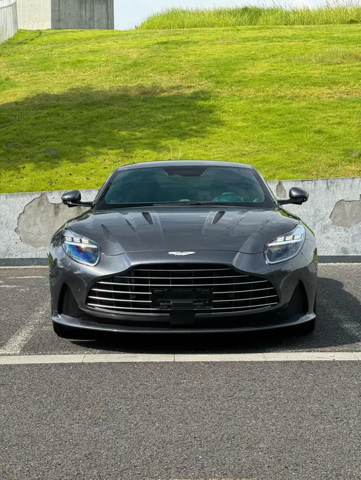 Aston Martin DB12 2024 Model 4.0T V8 Coupe