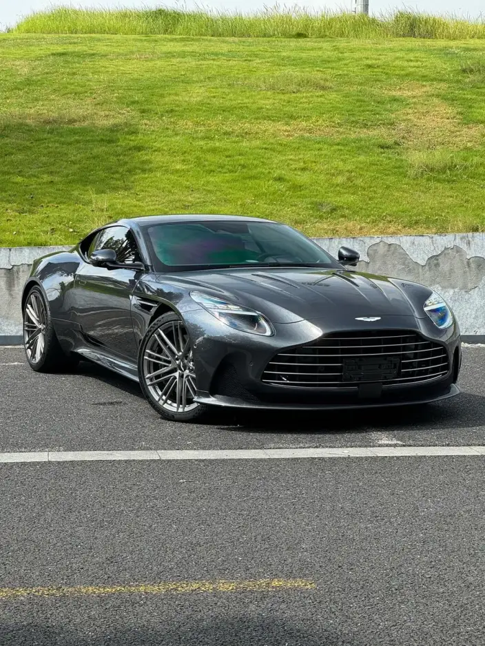 Aston Martin DB12 2024 Model 4.0T V8 Coupe