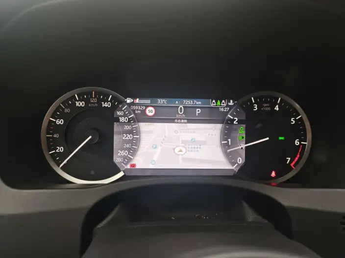 Jaguar XE L 2022 Model 2.0T 200PS R-DYNAMIC Youth Sports Edition – фото 6