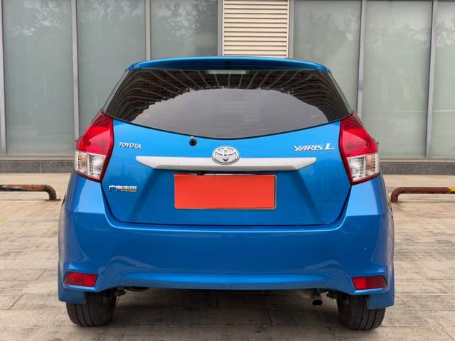 Toyota YARIS L Vios 2015 модификация 1.5E автоматическое Charm движение Edition – фото 5