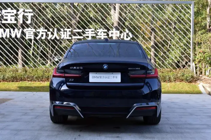BMW i3 2025 Model eDrive35L – фото 4