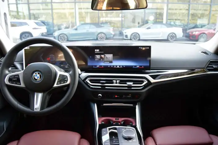 BMW i3 2025 Model eDrive35L – фото 8