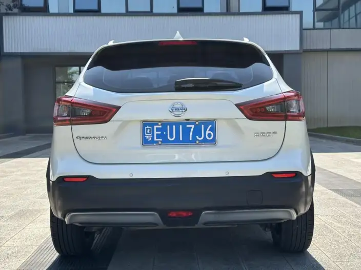 Nissan Qashqai 2022 Model 2.0L XV Prem. Deluxe Edition