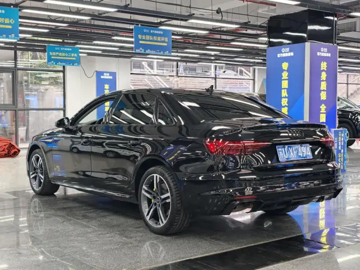Audi A4 L 2022 Model 40 TFSI Luxury Dynamic Model – фото 4