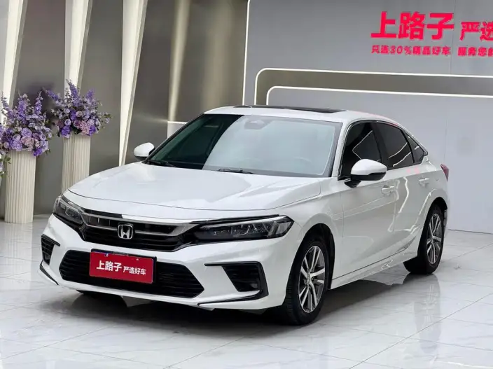 Honda Civic 2023 Model 240TURBO CVT Momentum Edition