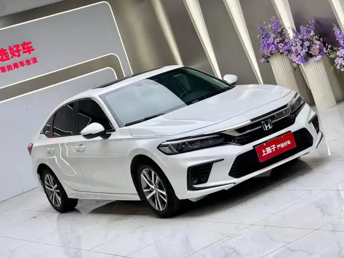Honda Civic 2023 Model 240TURBO CVT Momentum Edition