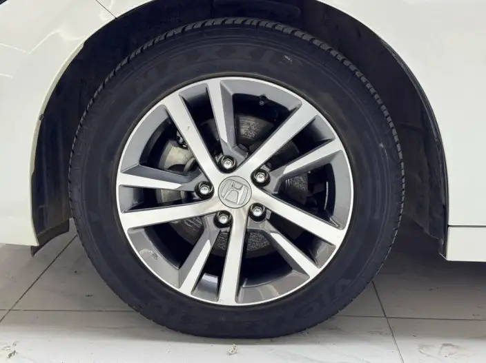 Honda Civic 2023 Model 240TURBO CVT Momentum Edition – фото 9