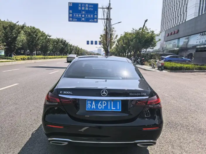 Mercedes-Benz E-Class 2022 Model Facelift II E 300 L Fashion Model sedan – фото 5