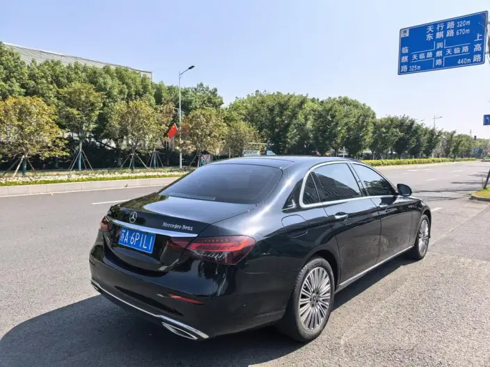 Mercedes-Benz E-Class 2022 Model Facelift II E 300 L Fashion Model sedan – фото 6