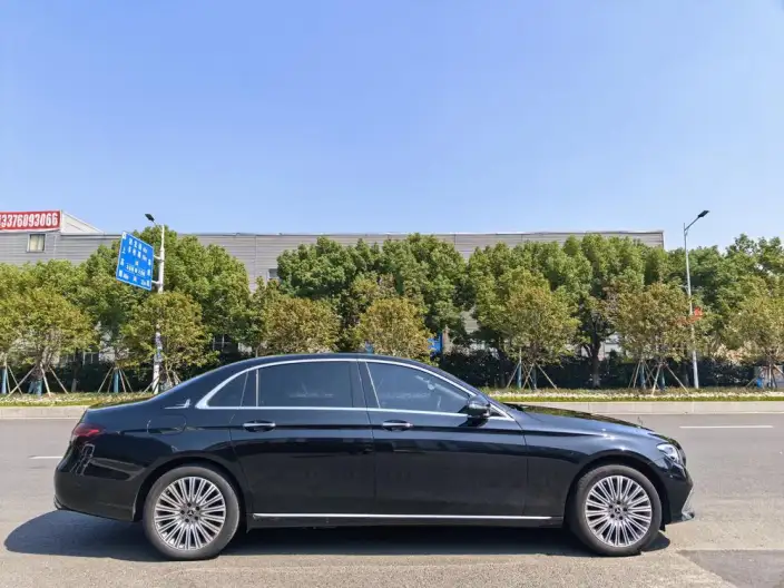 Mercedes-Benz E-Class 2022 Model Facelift II E 300 L Fashion Model sedan – фото 7