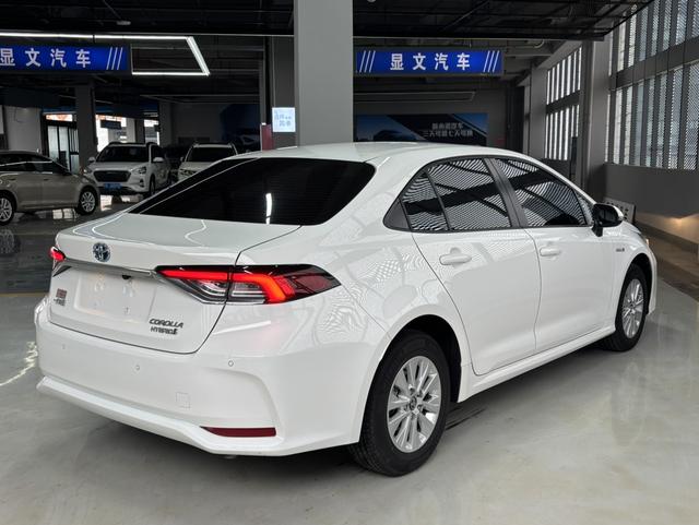 Toyota Corolla 2022 Hybrid 1.8L E-CVT Pioneer Edition – фото 15