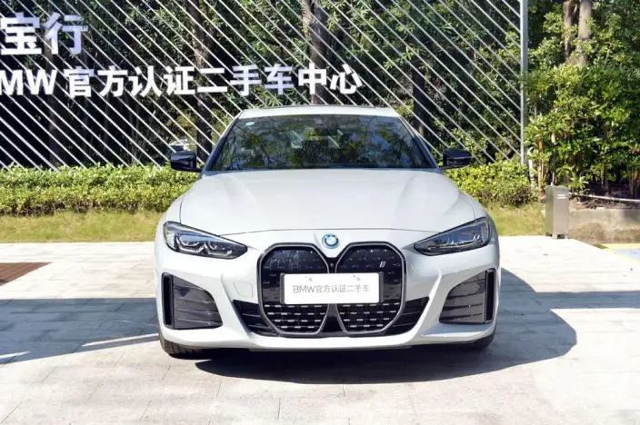 BMW i4 2023 Model eDrive40 – фото 2