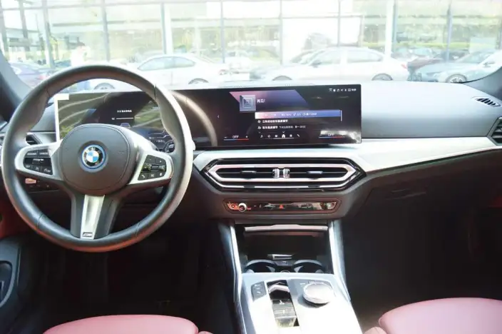 BMW i4 2023 Model eDrive40 – фото 8