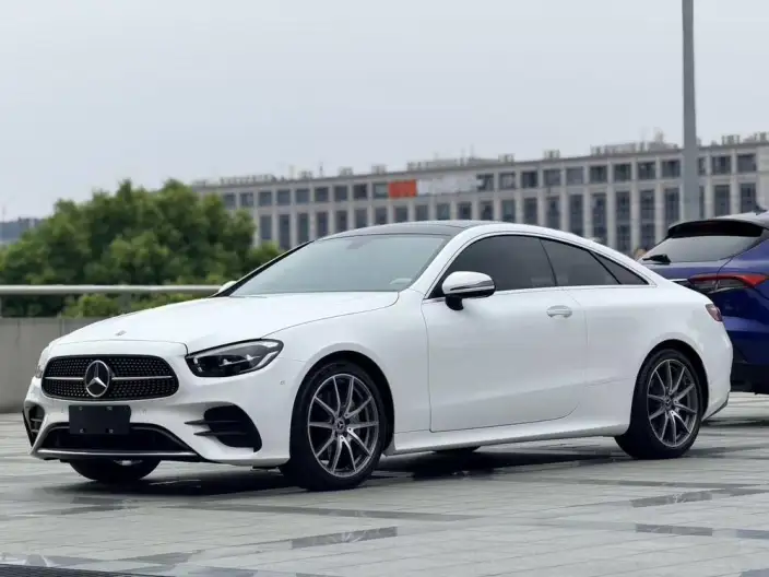 Mercedes-Benz E-Class Imported 2023 Model E 260 Coupe – фото 1