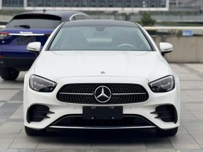 Mercedes-Benz E-Class Imported 2023 Model E 260 Coupe – фото 2