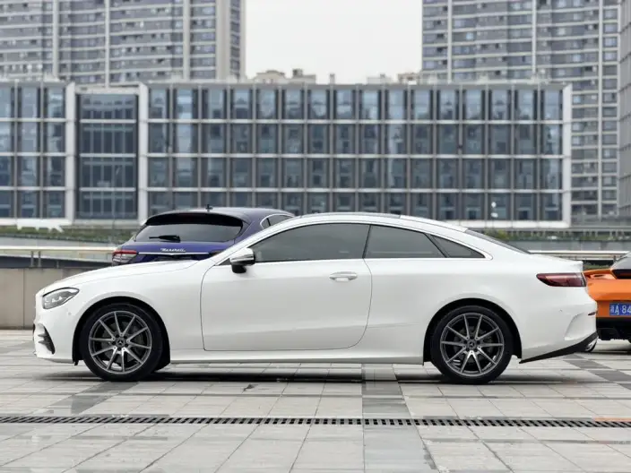 Mercedes-Benz E-Class Imported 2023 Model E 260 Coupe – фото 4