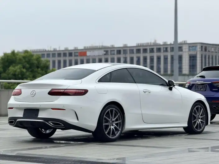 Mercedes-Benz E-Class Imported 2023 Model E 260 Coupe – фото 7