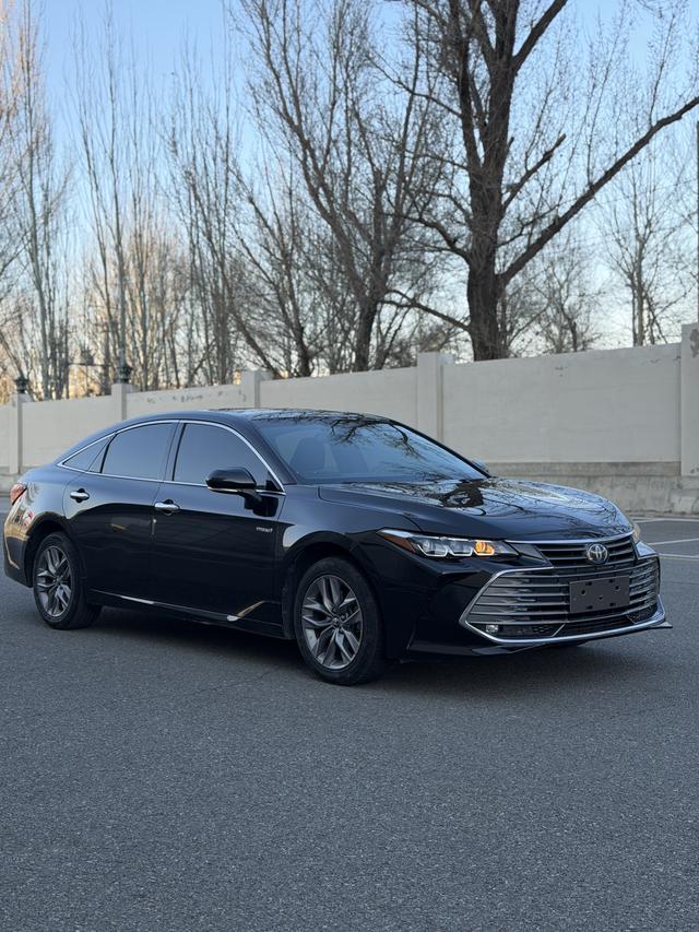 Toyota Avalon Модель 2019 года Hybrid 2.5L Deluxe Edition National V – фото 3