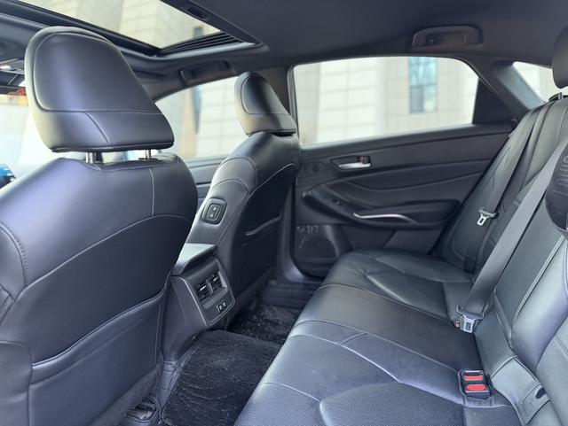 Toyota Avalon Модель 2019 года Hybrid 2.5L Deluxe Edition National V – фото 5