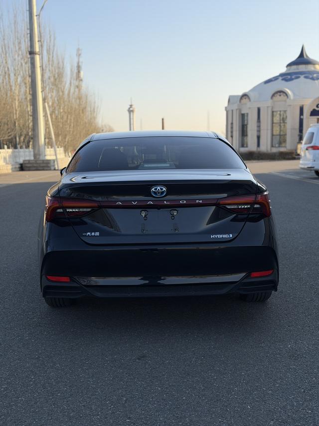 Toyota Avalon Модель 2019 года Hybrid 2.5L Deluxe Edition National V – фото 8