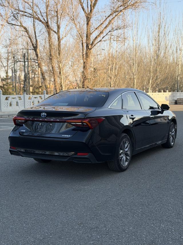 Toyota Avalon Модель 2019 года Hybrid 2.5L Deluxe Edition National V – фото 9