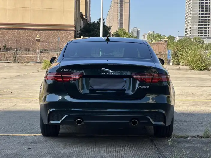 Jaguar XE L 2022 Model 2.0T 250PS R-DYNAMIC S Enterprising Sports Edition – фото 5