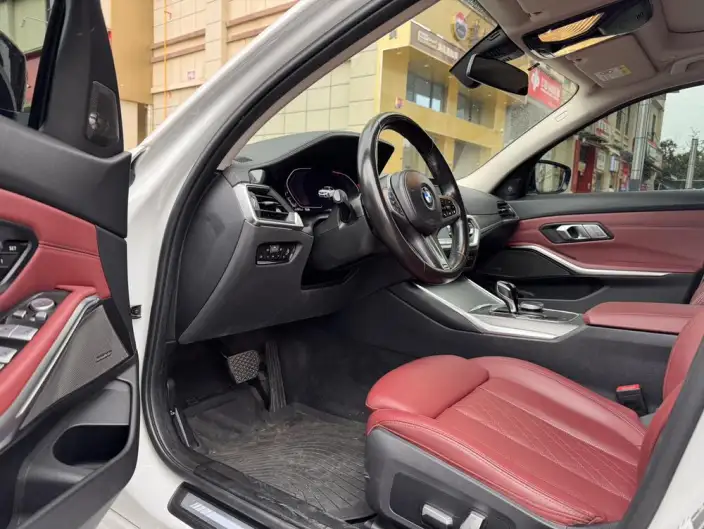 BMW 3 Series 2022 Model 330i M Sports Night Set – фото 8