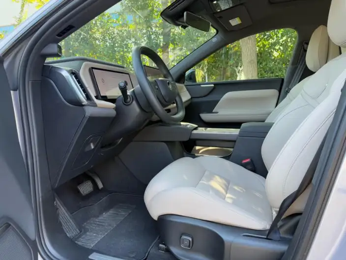 Volvo XC70 2026 Model 4WD Ultra-long Endurance Core – фото 10