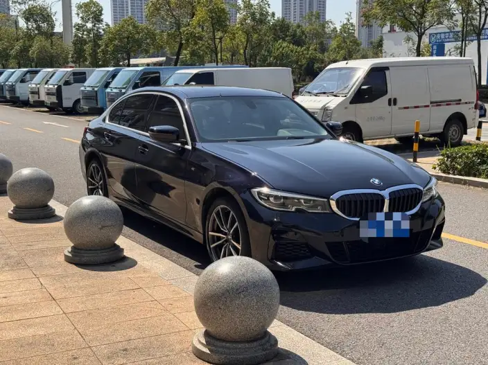 BMW 3 Series 2022 Model 320Li M Sports Set – фото 3