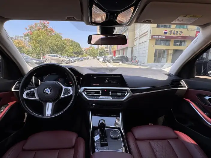 BMW 3 Series 2022 Model 320Li M Sports Set – фото 7